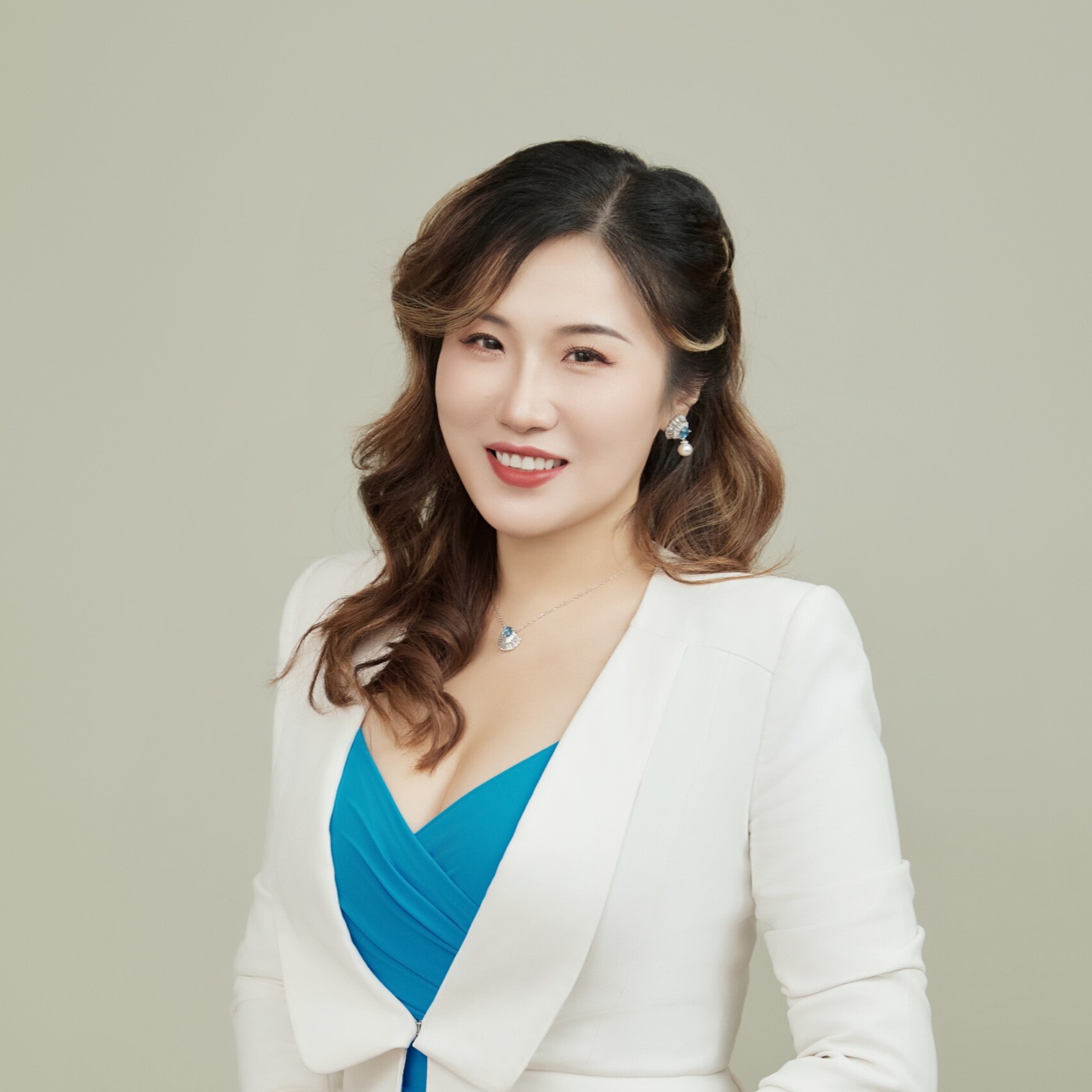 Xiaoxi (Sofie) Wei