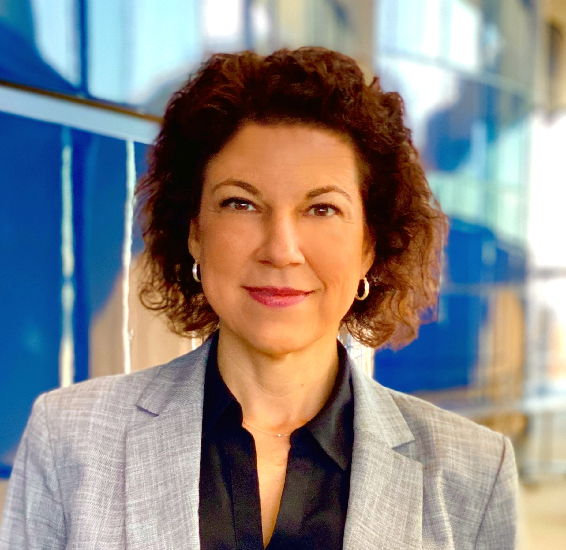 Rae Proctor: A Pioneer In Her Field: Leading The Way To Innovation - draqnhx