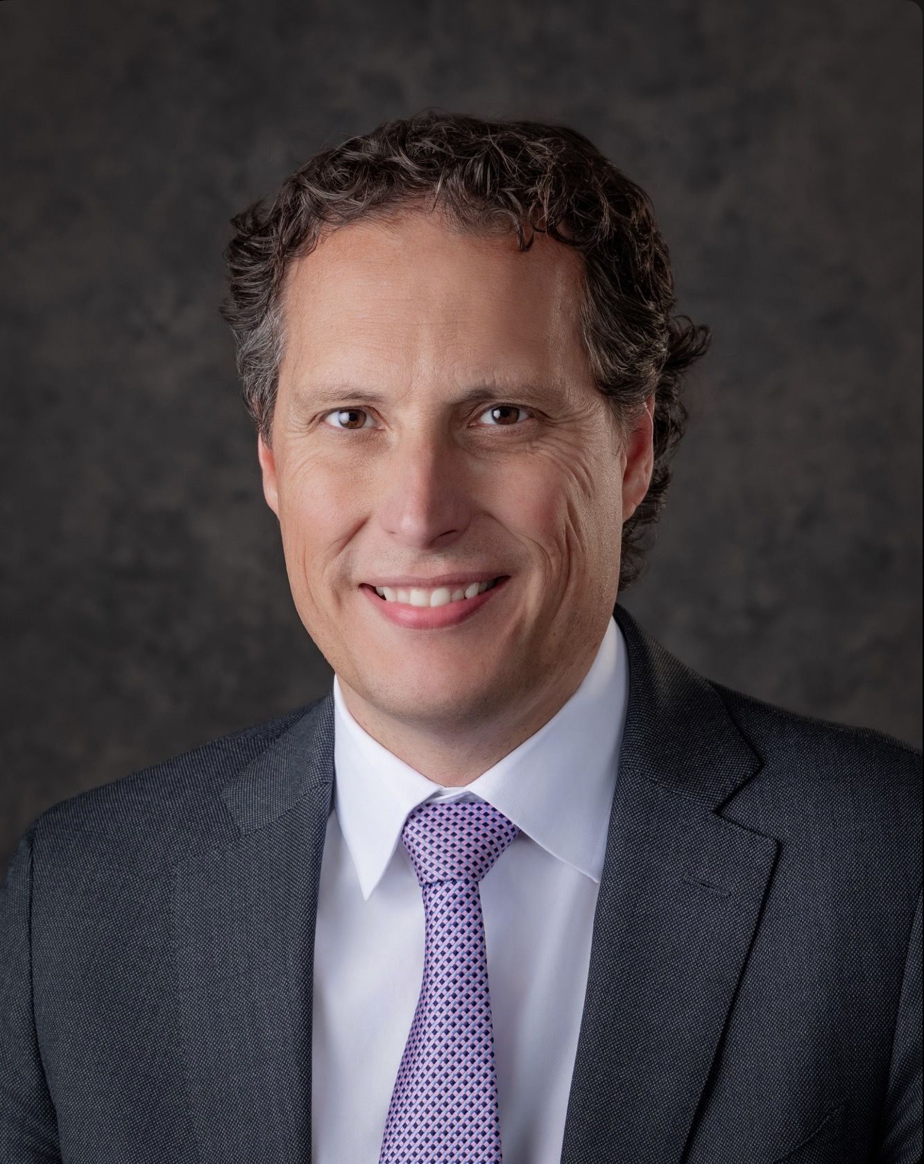 Bryan Hoelzer, MD