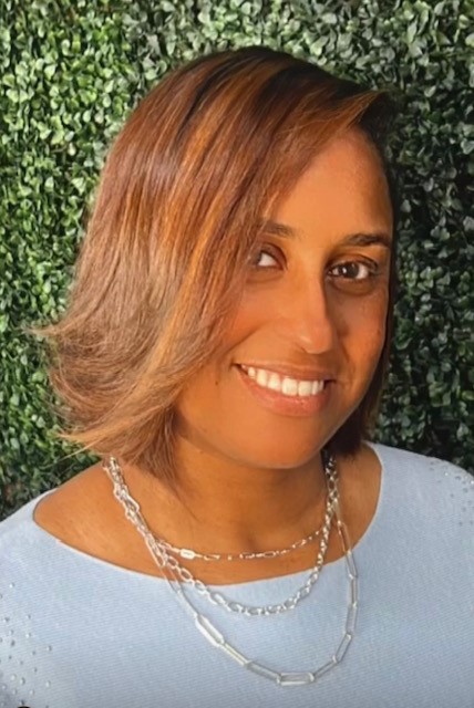Image of presenter D’Jeanne Florence