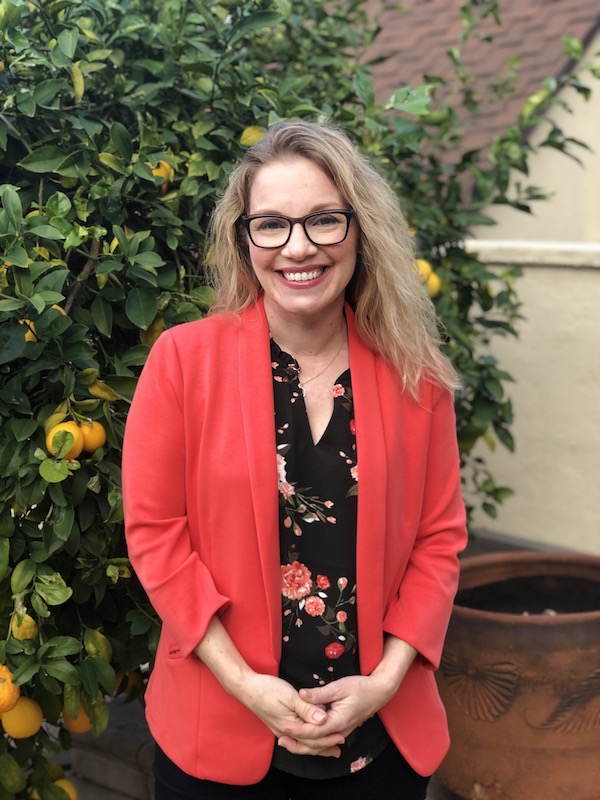 Image of presenter Oona Hanson