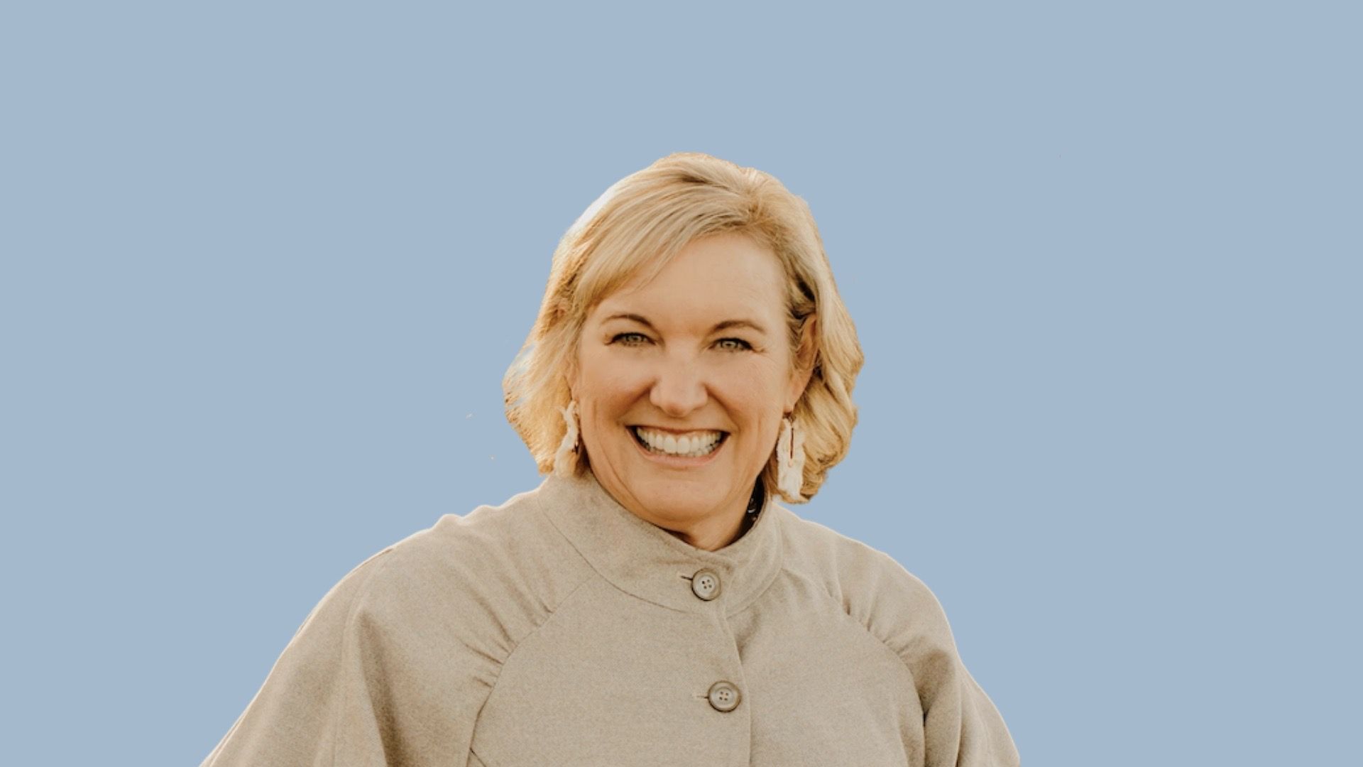 Image of presenter Rebecca Kelly