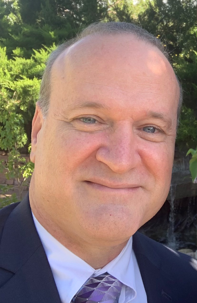 Image of presenter Sean Thoennes