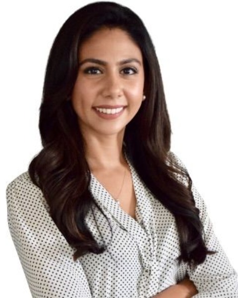 Samina Qureshi photo