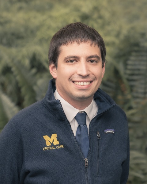 Nicholas Farina, PharmD, BCCCP photo