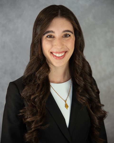 Mariana Gomes Aversa, D.O. photo