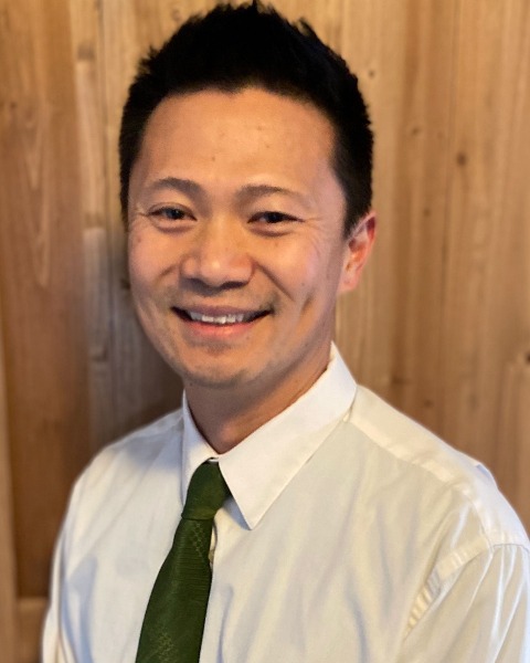 Ng T. Niu, ACNP, CCRN, CRNP (he/him/his) photo