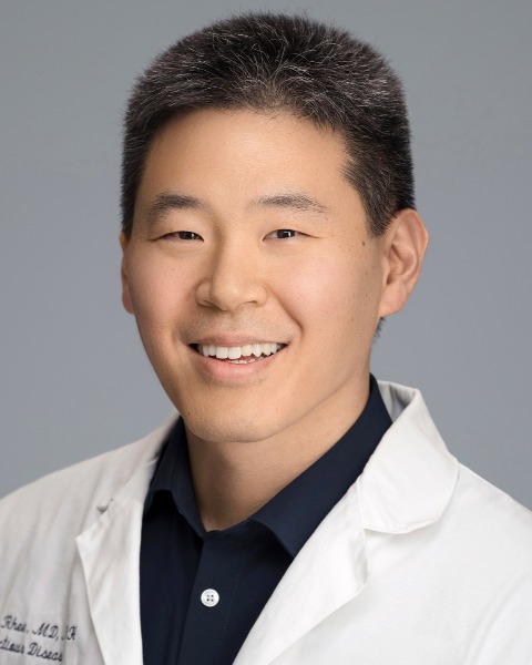 Chanu Rhee, MD, MPH, FCCM (he/him/his) photo