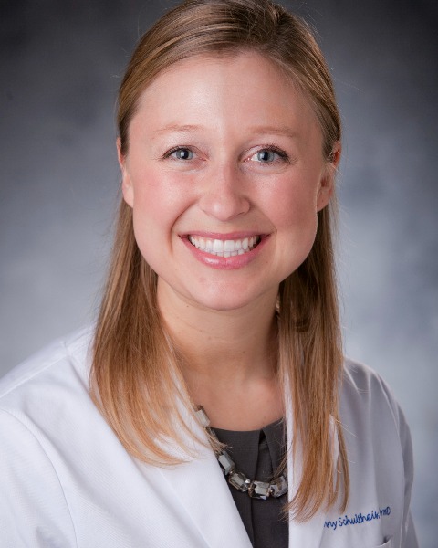 Jennifer Schultheis, PharmD, BCPS, BCCCP, FCCM photo