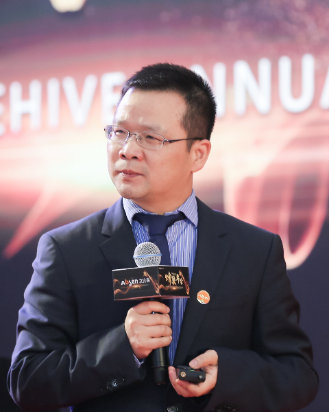 James Liu