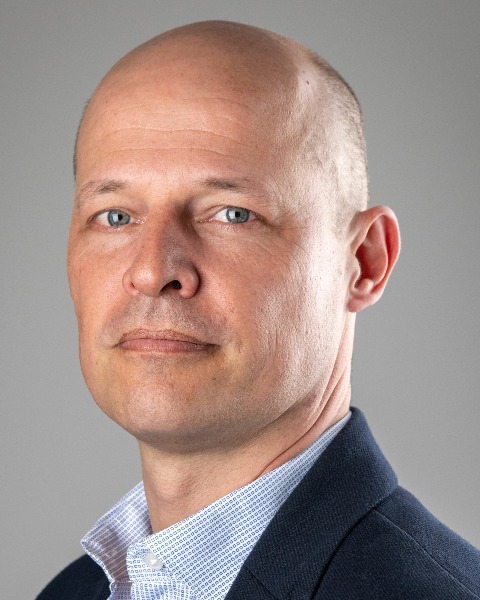 Oliver Van Camp