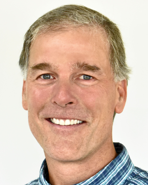 Brett Commander