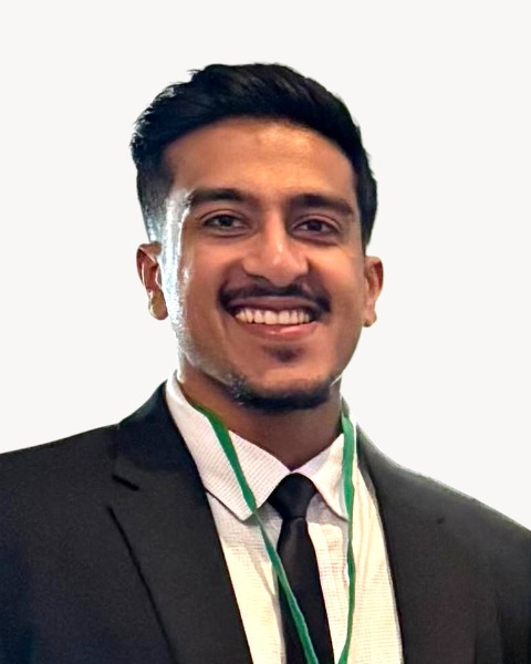 Mustafa Naveed, DO photo