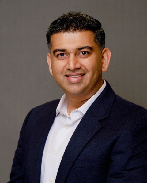 Speaker image