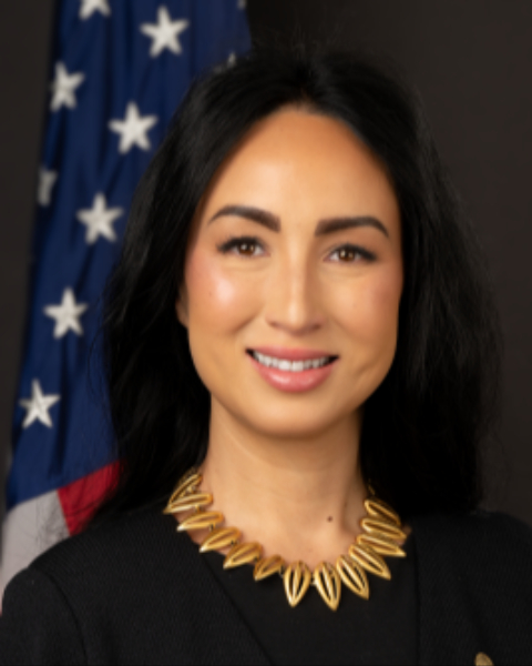 Laura Swett
